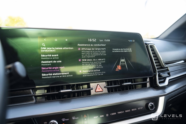 Kia SPORTAGE GT-Line Premium 265 ch Plug In Hybrid 4WD 1.6 T-GDI BVA6