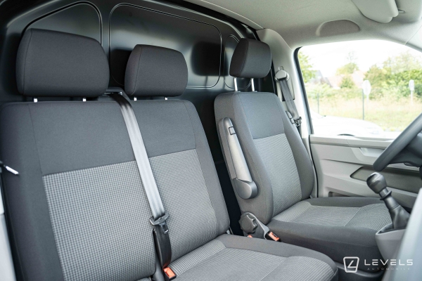 Utilitaire VOLKSWAGEN TRANSPORTER FOURGON T6 TDI 150 ch L2H1 Business Line