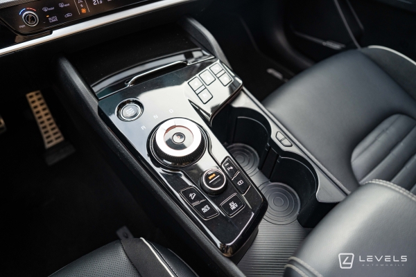 Kia SPORTAGE GT-Line Premium 265 ch Plug In Hybrid 4WD 1.6 T-GDI BVA6