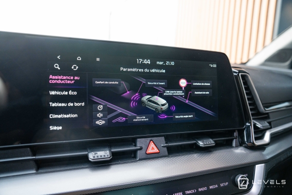 Kia SPORTAGE GT-Line Premium 265 ch Plug In Hybrid 4WD 1.6 T-GDI BVA6