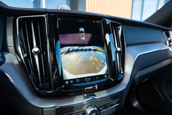  Volvo XC60 T6 253 + 145 ch Recharge Ultimate Style Dark