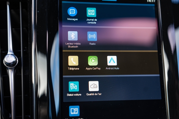  Volvo XC60 T6 253 + 145 ch Recharge Ultimate Style Dark