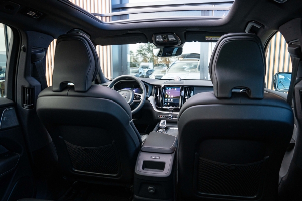 Volvo XC60 T6 253 + 145 ch Recharge Ultimate Style Dark