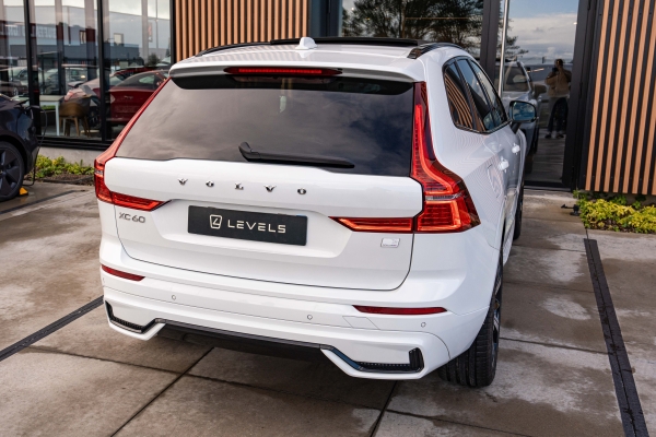  Volvo XC60 T6 253 + 145 ch Recharge Ultimate Style Dark