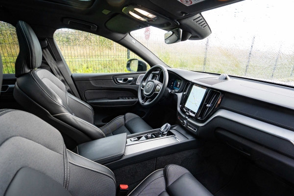  Volvo XC60 T6 253 + 145 ch Recharge Ultimate Style Dark