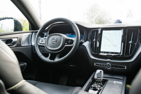  Volvo XC60 T6 253 + 145 ch Recharge Ultimate Style Dark