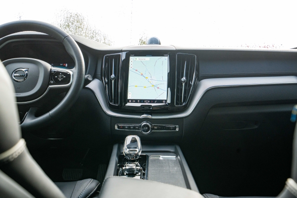  Volvo XC60 T6 253 + 145 ch Recharge Ultimate Style Dark