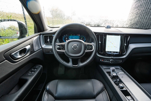  Volvo XC60 T6 253 + 145 ch Recharge Ultimate Style Dark