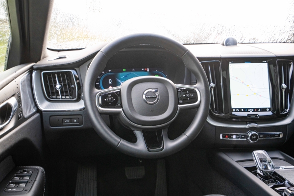  Volvo XC60 T6 253 + 145 ch Recharge Ultimate Style Dark