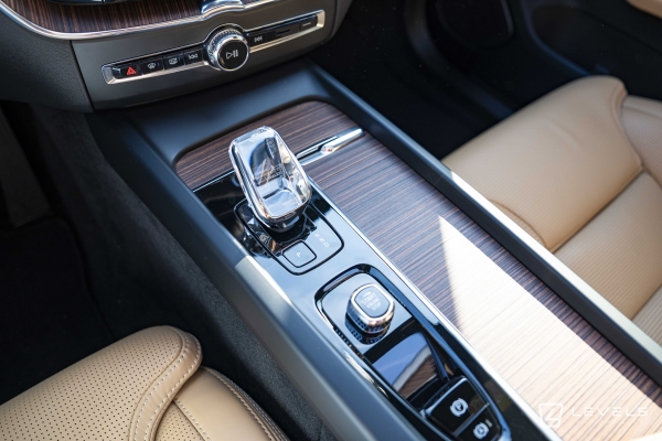 Volvo XC60 T8 310ch + 145 ch Recharge Ultimate Style Chrome