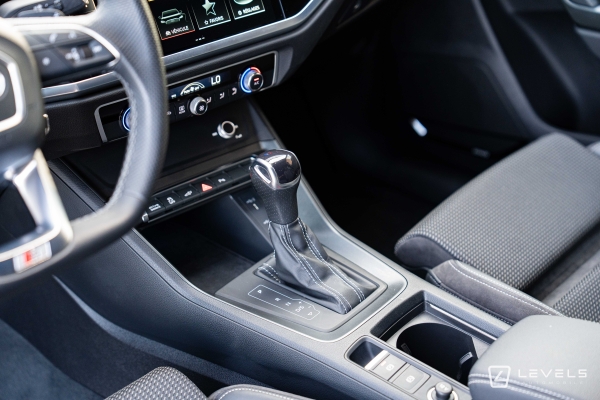 Audi Q3 45 TFSI e 245 ch S-Line S-TRONIC 6