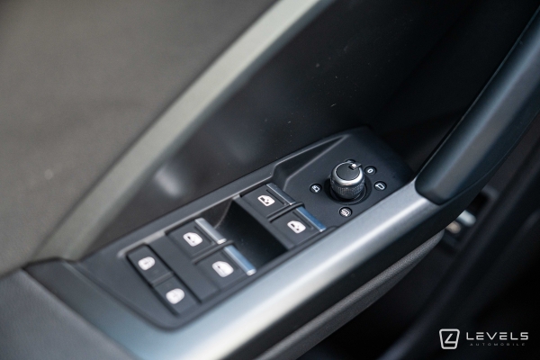 Audi Q3 45 TFSI e 245 ch S-Line S-TRONIC 6