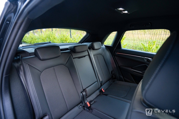 Audi Q3 45 TFSI e 245 ch S-Line S-TRONIC 6