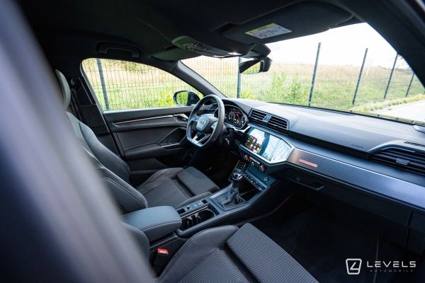 Audi Q3 45 TFSI e 245 ch S-Line S-TRONIC 6