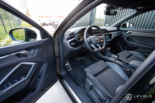 Audi Q3 45 TFSI e 245 ch S-Line S-TRONIC 6