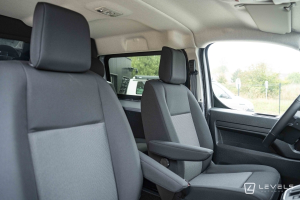 Utilitaire Citroen Jumpy XL 2.0 HDI 180 BVA Cabine approfondie 5 Places - 34992€ HT