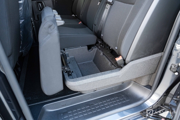 Utilitaire Citroën Jumpy Double Cabine 6 Places M BlueHDI 180 Ch EAT8 - 33325 €HT