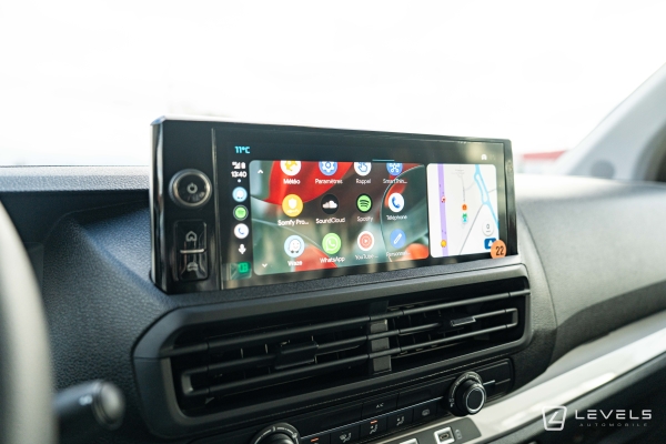 Utilitaire Citroën Jumpy Double Cabine 6 Places M BlueHDI 180 Ch EAT8 - 33325 €HT