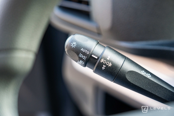 Utilitaire Citroën Jumpy Double Cabine 6 Places M BlueHDI 180 Ch EAT8 - 33325 €HT