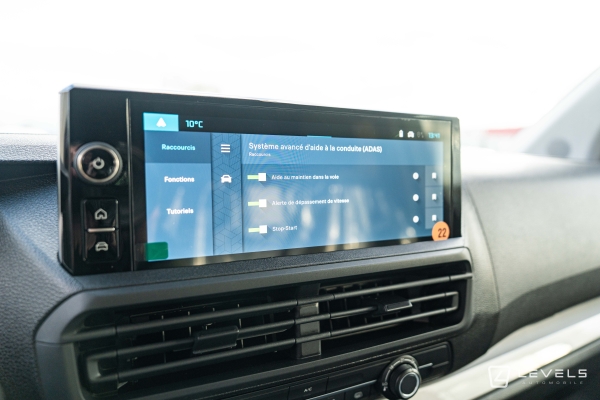 Utilitaire Citroën Jumpy Double Cabine 6 Places M BlueHDI 180 Ch EAT8 - 33325 €HT