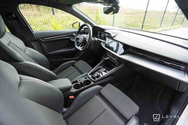 Audi A3 SPORTBACK 40 TFSIe S LINE S TRONIC