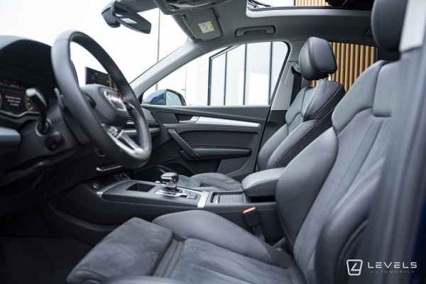Audi Q5 Sportback 50 TFSIe 299 Ch Quattro BUSINESS EXECUTIVE TRONIC 7
