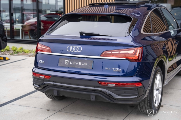 Audi Q5 Sportback 50 TFSIe 299 Ch Quattro BUSINESS EXECUTIVE TRONIC 7