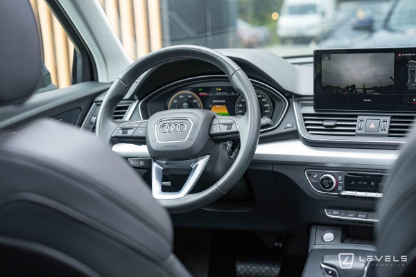 Audi Q5 Sportback 50 TFSIe 299 Ch Quattro BUSINESS EXECUTIVE TRONIC 7