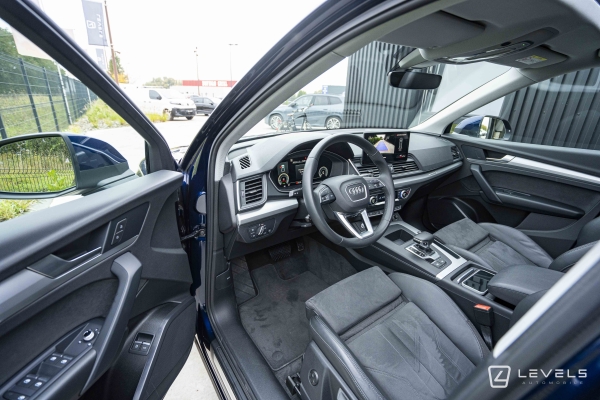 Audi Q5 Sportback 50 TFSIe 299 Ch Quattro BUSINESS EXECUTIVE TRONIC 7