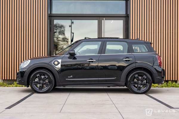 MINI COUNTRYMAN COOPER SE 125+95 Ch ALL4 Premium Plus BVA6