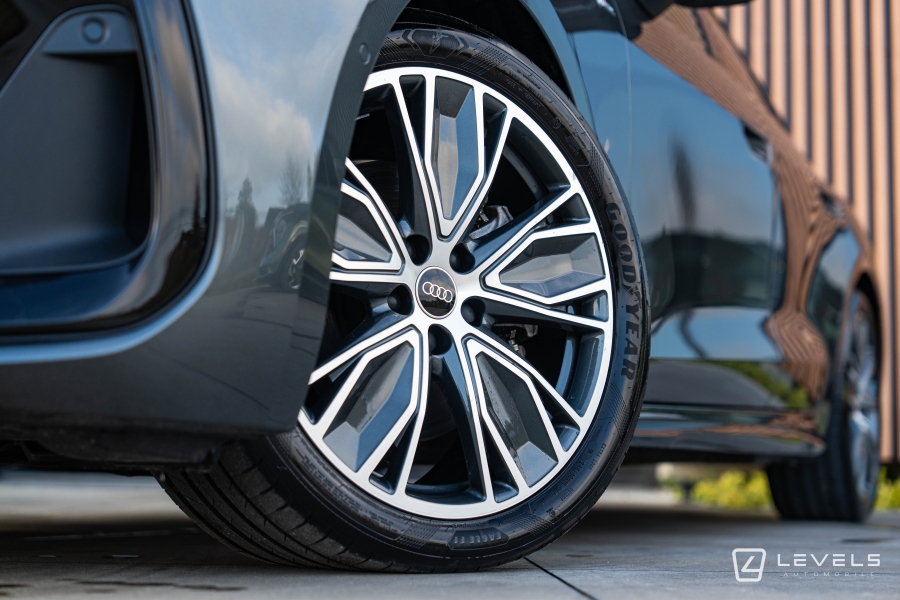 Audi A5 Avant TDI 2l 204 Ch S Line S Tronic