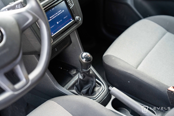 Utilitaire Volkswagen Caddy Van Aménagé avec casiers 1.4 TGI 110 Ch Business Line - Gaz Naturel GNV - 13241€ HT 