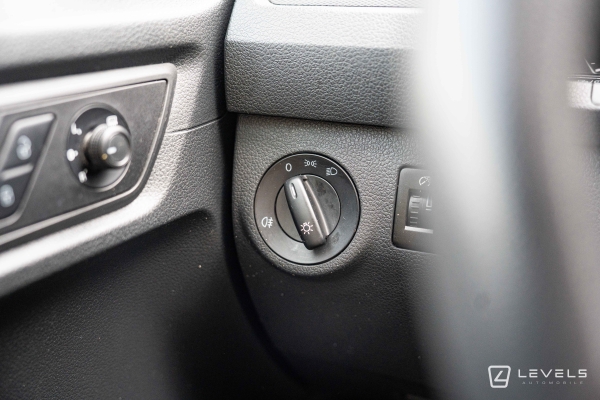 Utilitaire Volkswagen Caddy Van Aménagé avec casiers 1.4 TGI 110 Ch Business Line - Gaz Naturel GNV - 13241€ HT 