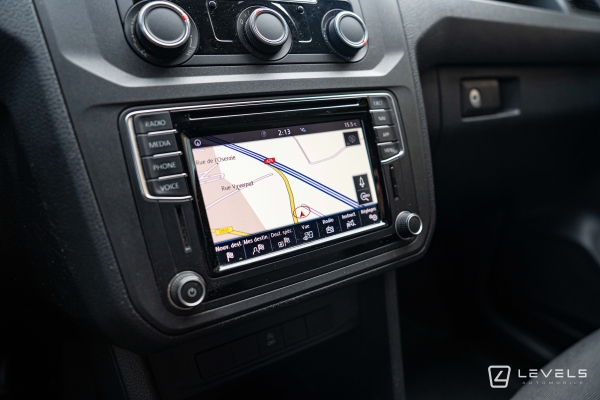 Utilitaire Volkswagen Caddy Van Aménagé avec casiers 1.4 TGI 110 Ch Business Line - Gaz Naturel GNV - 13241€ HT 