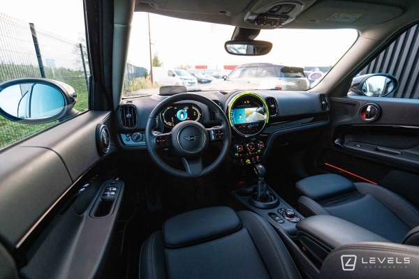 MINI COUNTRYMAN COOPER SE 125+95 Ch ALL4 Essential BVA