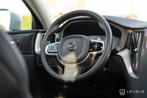 Volvo XC60 RECHARGE T6 AWD 253 + 87 CH INSCRIPTION LUXE GEARTRONIC