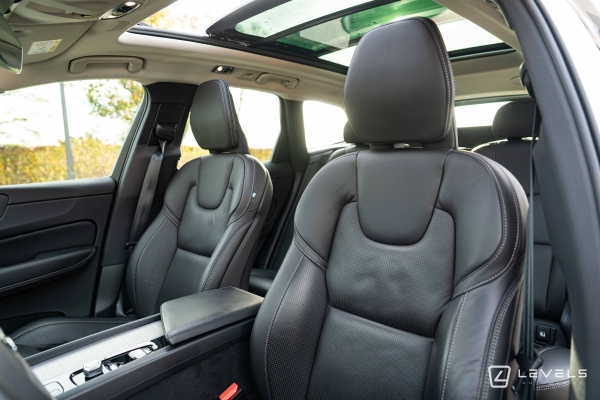 Volvo XC60 RECHARGE T6 AWD 253 + 87 CH INSCRIPTION LUXE GEARTRONIC