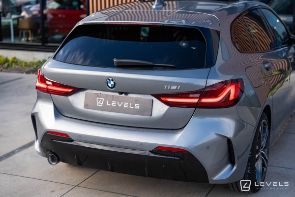 BMW SERIE 1 118i M SPORT