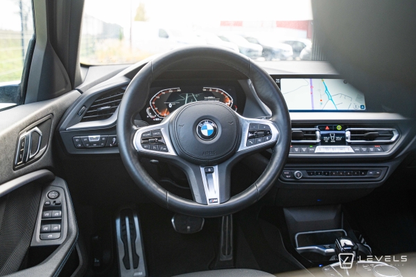 BMW SERIE 1 118i M SPORT