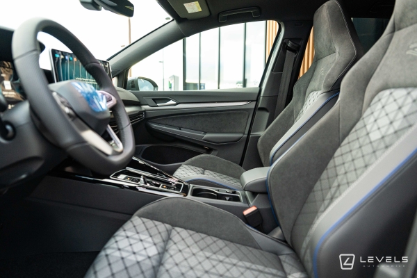  Volkswagen GOLF 8 1.5L eTSI 150 CH R-LINE Limited DSG7