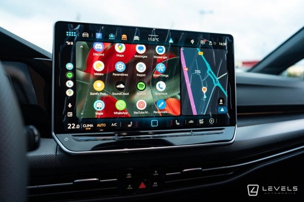  Volkswagen GOLF 8 1.5L eTSI 150 CH R-LINE Limited DSG7