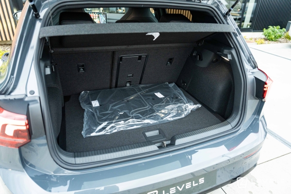  Volkswagen GOLF 8 1.5L eTSI 150 CH R-LINE Limited DSG7