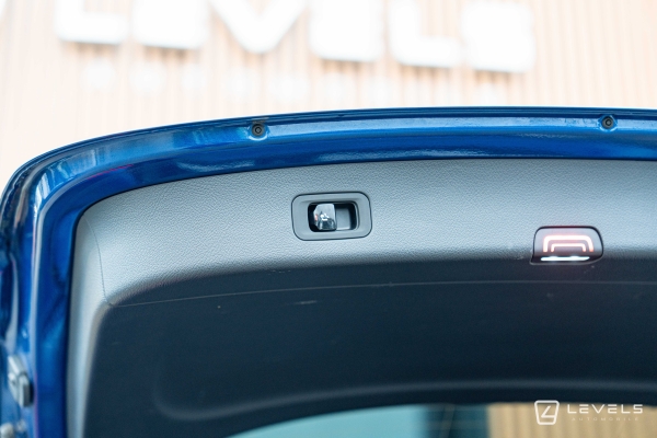 Mercedes GLC 300E AMG Line 4MATIC