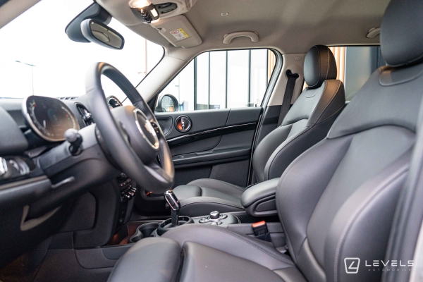 MINI COUNTRYMAN COOPER Essential 136 ch BVA7