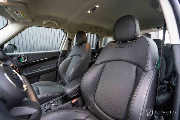 MINI COUNTRYMAN COOPER Essential 136 ch BVA7