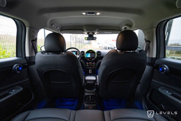 MINI COUNTRYMAN COOPER Essential 136 ch BVA7