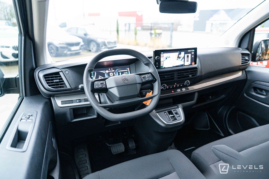 Utilitaire Citroën Jumpy Double Cabine 6 Places M BlueHDI 180 Ch EAT8 - 33325 €HT