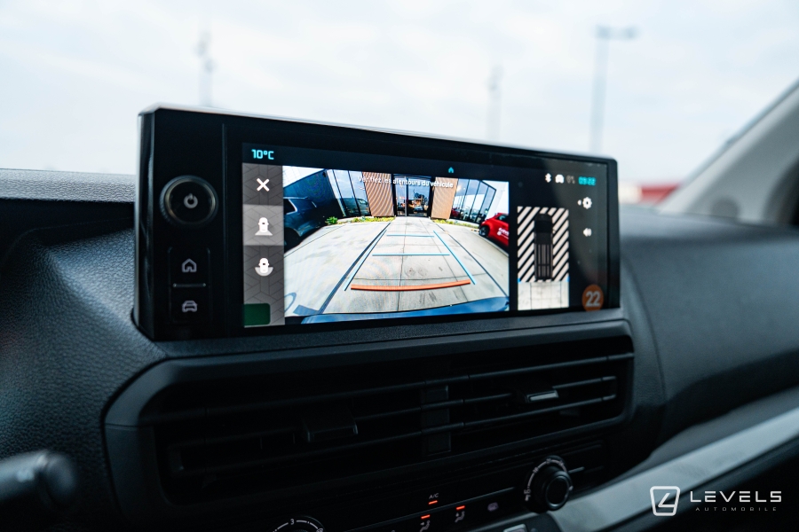 Utilitaire Citroën Jumpy Double Cabine 6 Places M BlueHDI 180 Ch EAT8 - 33325 €HT