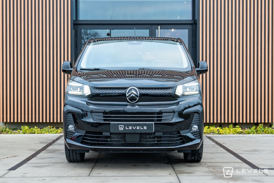 Utilitaire Citroën Jumpy Double Cabine 6 Places M BlueHDI 180 Ch EAT8 - 33325 €HT