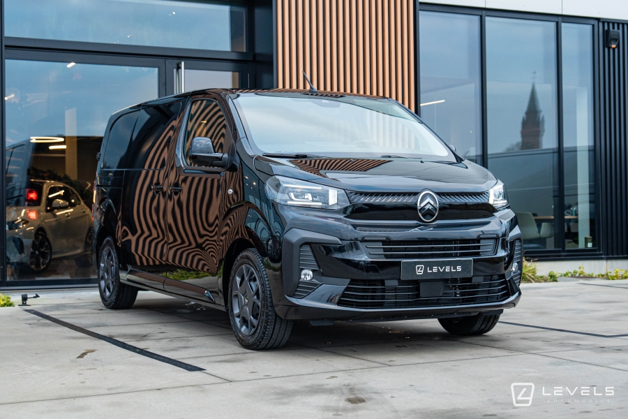 Utilitaire Citroën Jumpy Double Cabine 6 Places M BlueHDI 180 Ch EAT8 - 33325 €HT